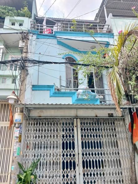 Nhà phố Tân Phú 48m² giá 4.7 tỷ - Khu vực dân trí cao, tiện ích đầy đủ!