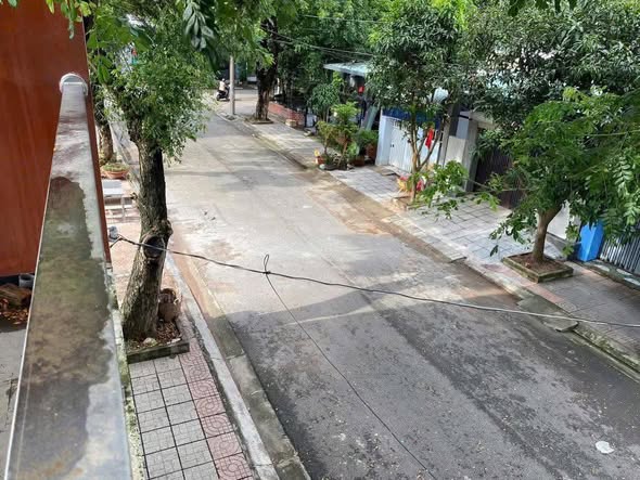 Nhà 1 Trệt 1 Lầu Hòa Long Bà Rịa 100m² giá 3.35 tỷ - Kiên cố chắc chắn, sổ hồng chính chủ!