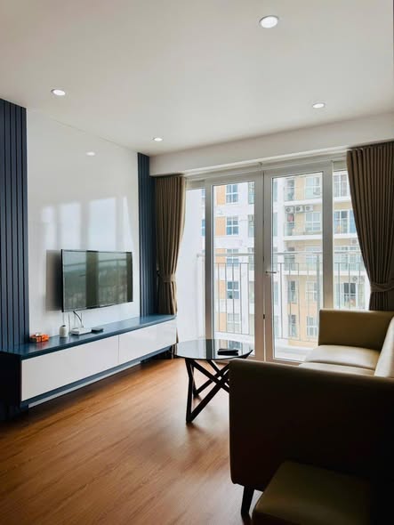 Căn hộ 2 ngủ tại Bãi Cháy  - Cho thuê giá tốt, ban công rộng rãi