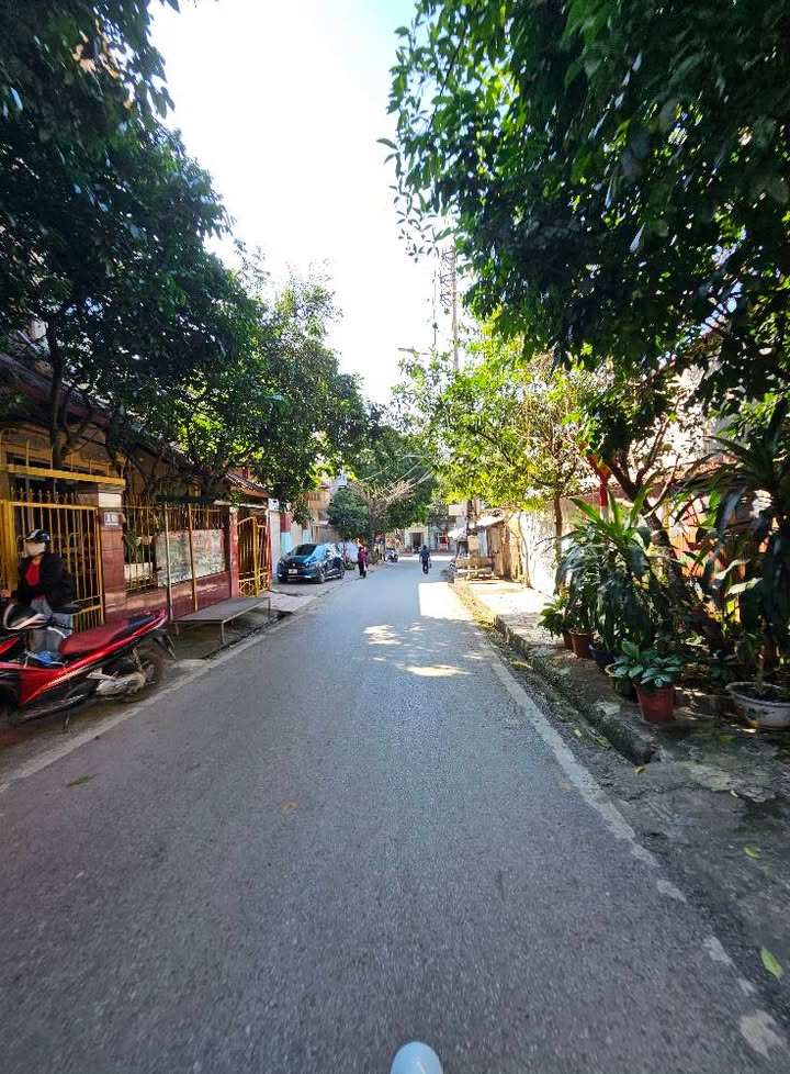 Đất nền tại TP Lạng Sơn, 87m² chỉ 2 tỷ - Khu dân cư sầm uất!