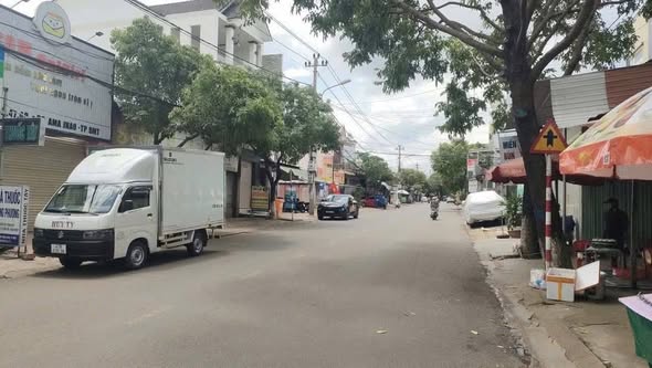 Nhà mặt tiền kinh doanh đường Ama Jhao - Tân Lập 117.5m² giá 6.49 tỷ - Vị trí đắc địa, kinh doanh sầm uất!