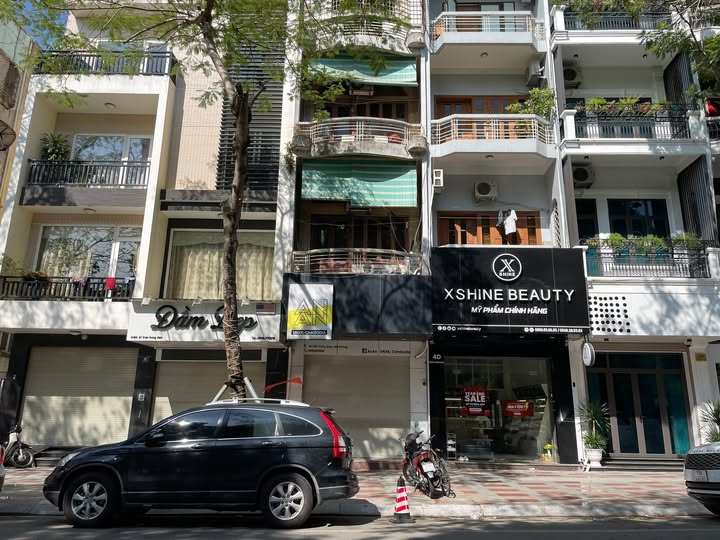 Nhà mặt phố Trần Hưng Đạo, Hải Phòng 50m² giá 25 triệu - Đối diện vườn hoa