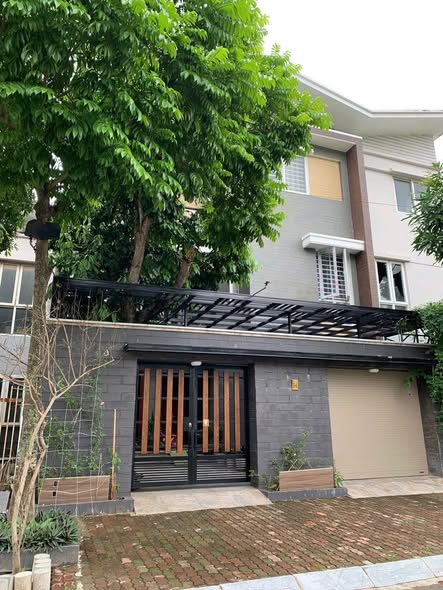 Biệt thự xịn KĐT Tân Tây Đô 175m² giá 20 tỷ - Thiết kế hiện đại, vào ở ngay!