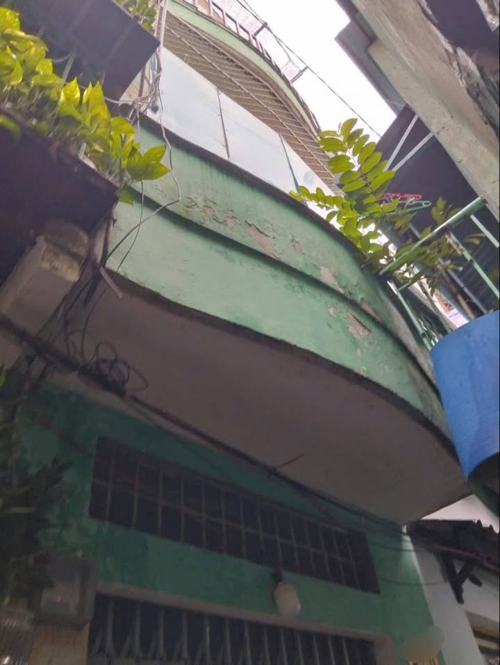 Nhà hẻm Cư xá Phú Thọ Hoà, Quận 11 - 11m² chỉ 1.85 tỷ - Cơ hội đầu tư hấp dẫn!