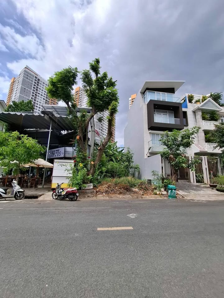 Bán đất Mặt Tiền Đường 53 KDC Văn Minh, Thủ Đức 140m² giá 36 tỷ - Vị trí đắc địa, view công viên!