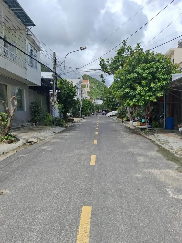 Nhà 2 tầng đường Bùi Huy Bích, Vĩnh Hoà, Nha Trang - Diện tích 150m², giá 6 tỷ - Tiềm năng kinh doanh lớn!