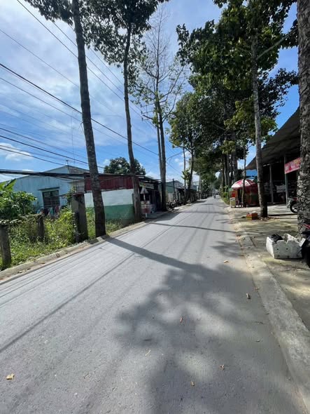 Đất nền mặt tiền đường Trần Văn Hiển, Mỹ Tho, 93m² giá 2.9 tỷ - Kinh doanh thuận lợi!