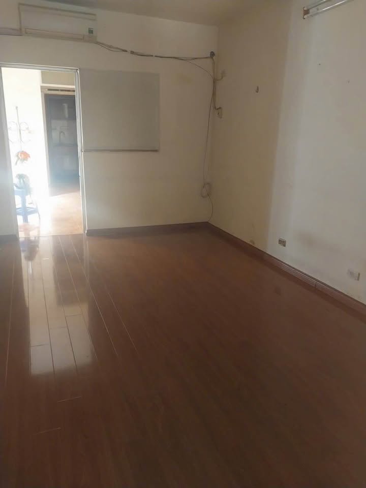 Căn góc tầng 2 đường Nguyễn Quý Đức, Thanh Xuân 32.9m² giá 4.05 tỷ - Sổ đỏ chính chủ!