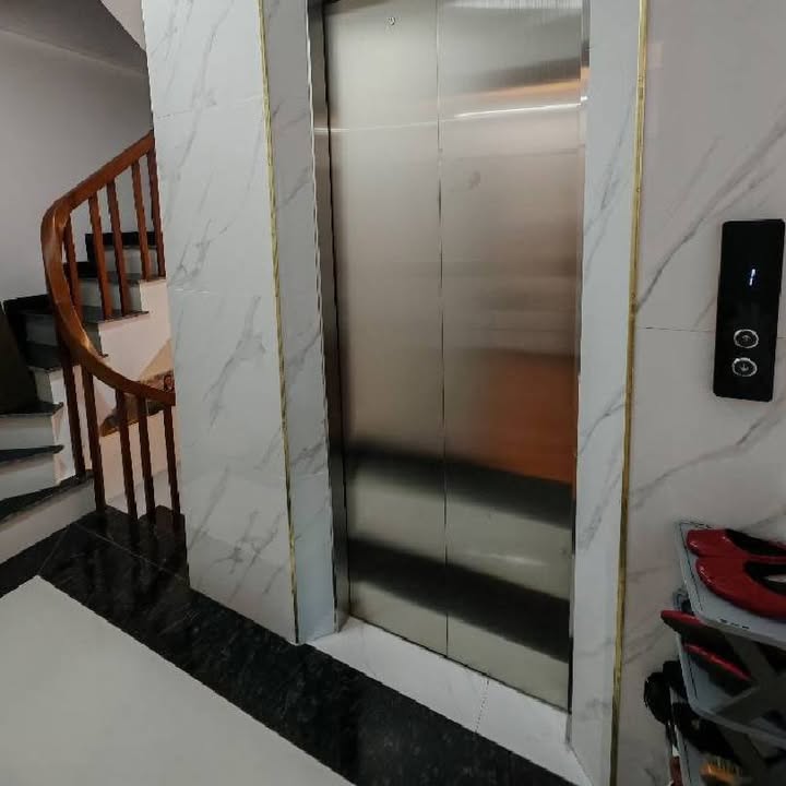 Nhà Liên Mạc 32m² giá 6 tỷ - Sẵn sàng vào ở ngay, ô tô đỗ cửa!