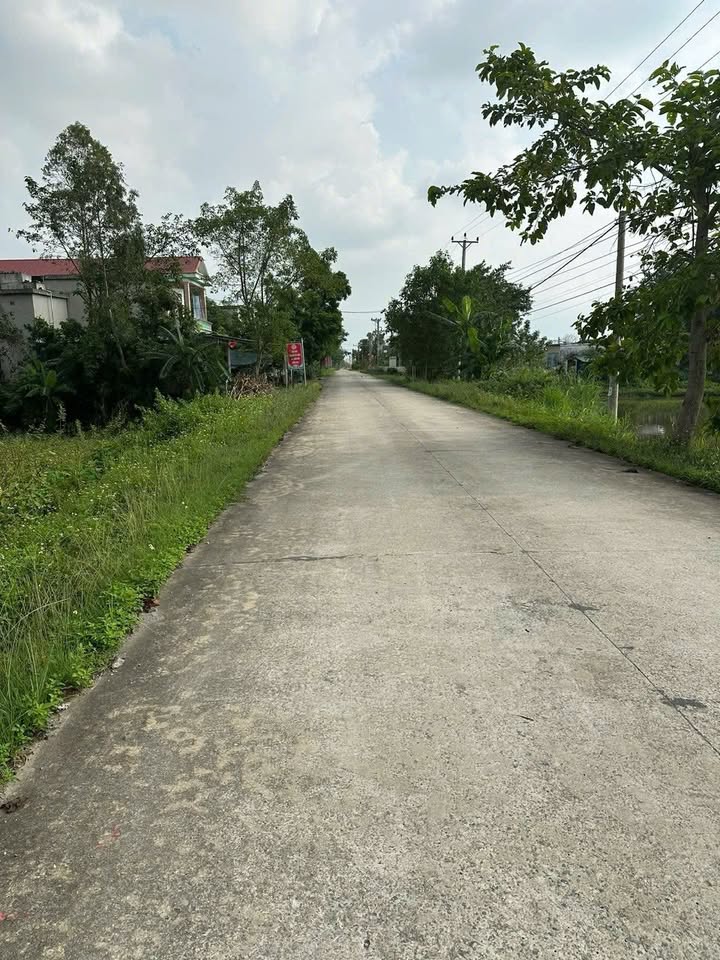 Đất nền Gia Minh Gia Viễn 200m² giá 1.3 tỷ - Vị trí đẹp, gần trường và chợ!