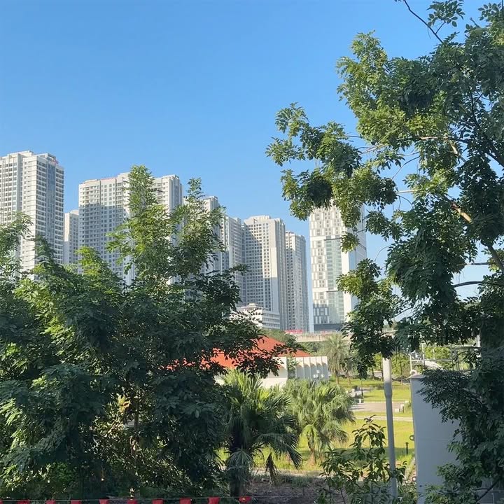 Cho thuê văn phòng 30m² tại Ngõ 1A Nguyễn Cơ Thạch - View công viên thoáng đãng!