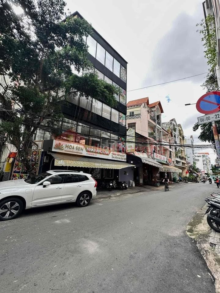 Nhà mặt tiền cho thuê tại Phan Xích Long, Phú Nhuận 40m² giá 40 triệu - Vị trí đắc địa cho kinh doanh!