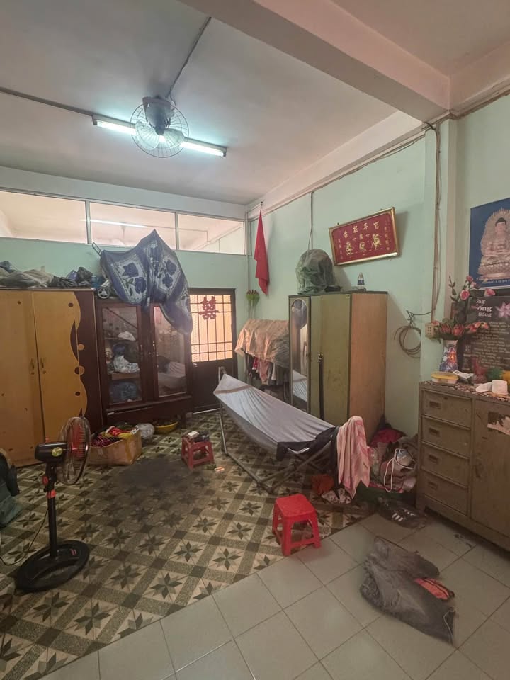 Nhà phố kinh doanh đường Nguyễn Hữu Cảnh Châu Đốc 61m² giá 6 tỷ - Cơ hội vàng cho các nhà đầu tư!