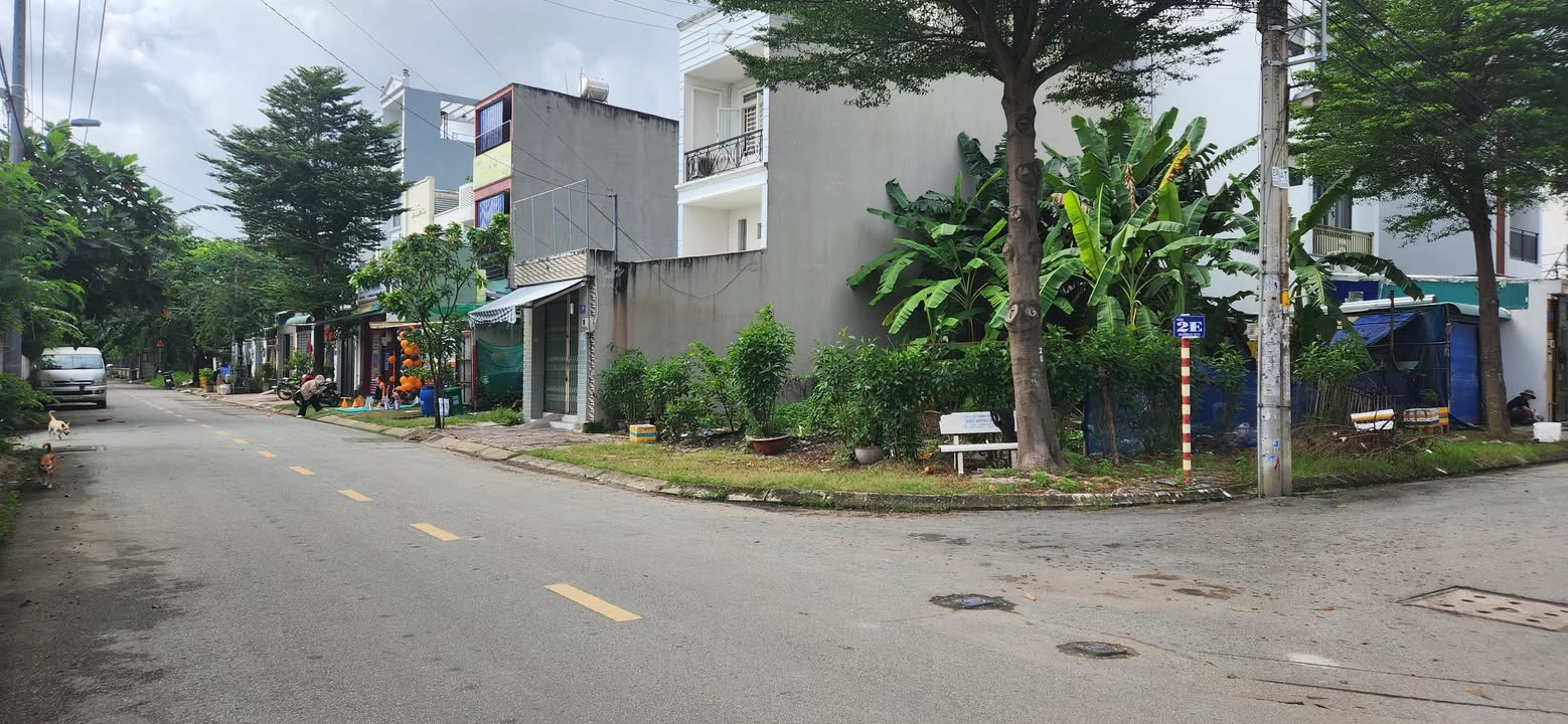 Nhà phố 2 tầng mặt tiền đường Nguyễn Duy Trinh 75m² giá 3.8 tỷ - Đầu tư sinh lời ngay!