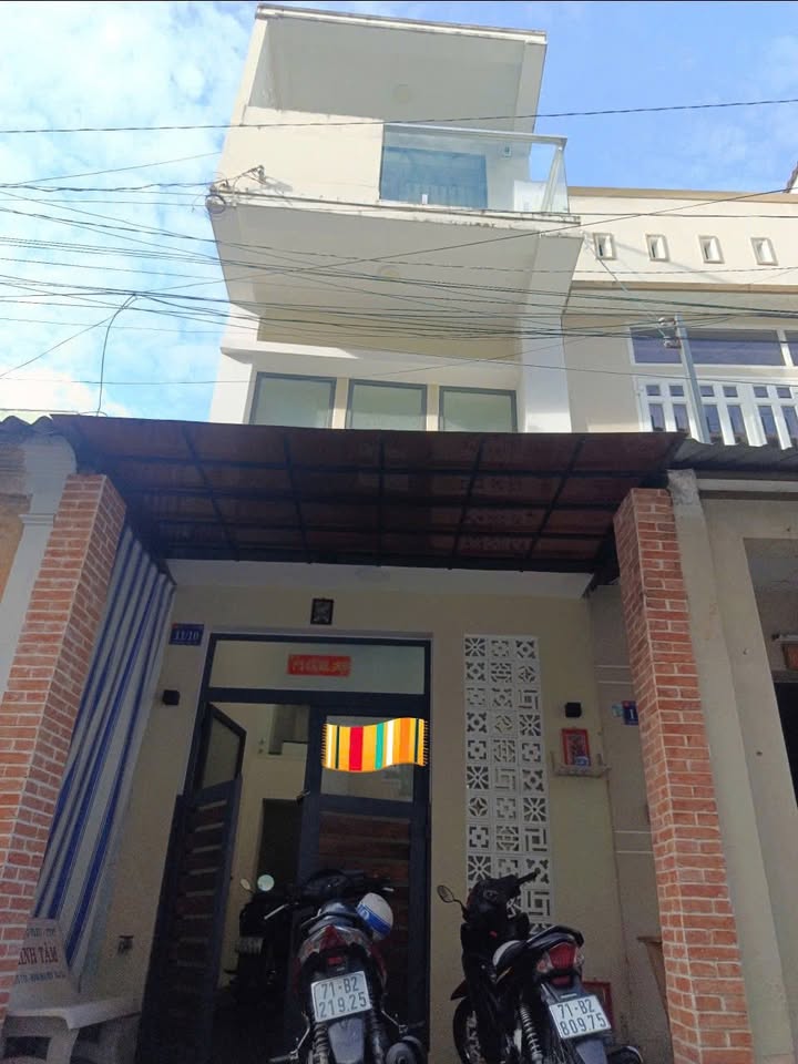 Nhà phố An Hội Bến Tre 184m² giá 3.6 tỷ - Khu vực an ninh, tiện ích đầy đủ!