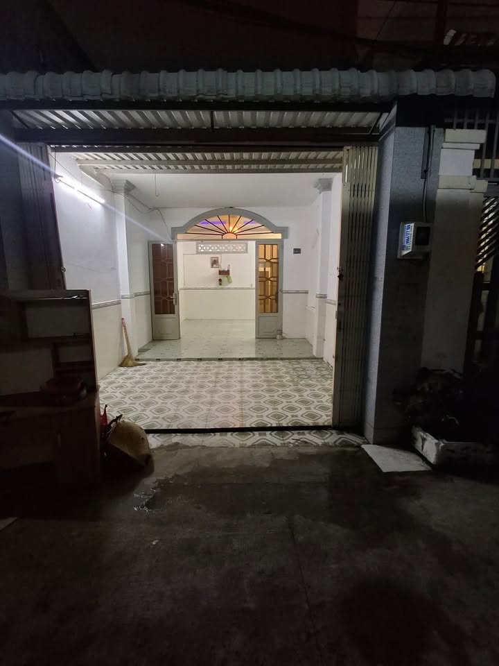 Nhà nguyên căn cho thuê tại Thới Tam Thôn, Hóc Môn 80m² - Giá chỉ 4.5 triệu/tháng