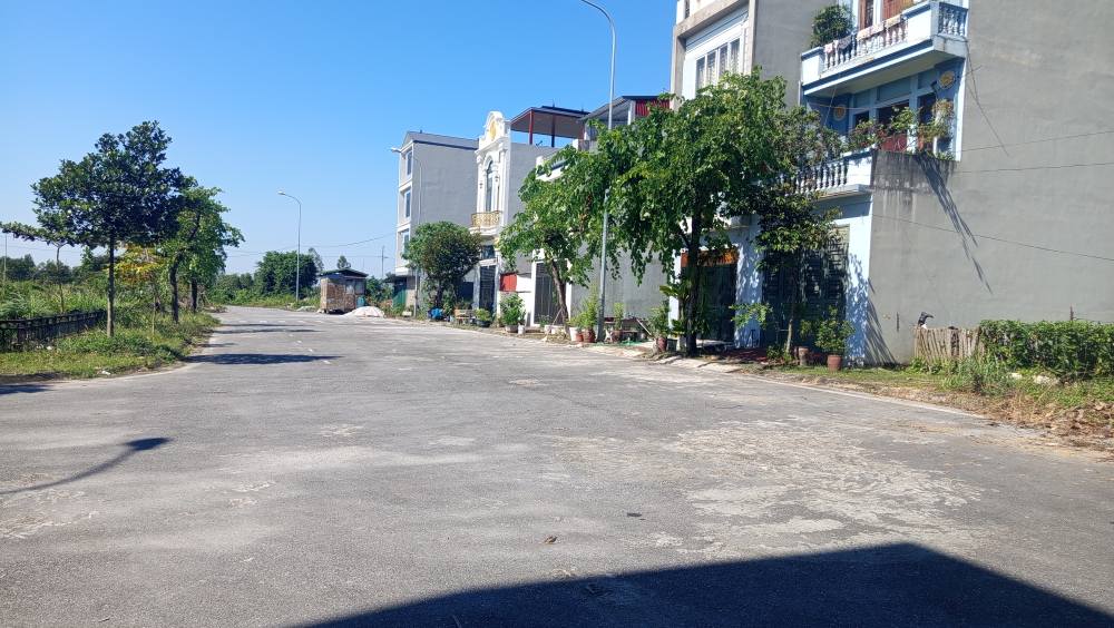 Đất tái định cư Tiên Dược, Sóc Sơn 48m² giá 3 tỷ - Vị trí đắc địa, tiện ích đầy đủ!