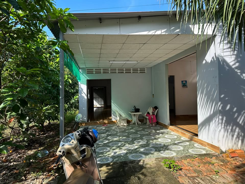 Nhà vườn 1100m² tại Ấp Tân Bình, Chợ Gạo - Giá chỉ 950 triệu!