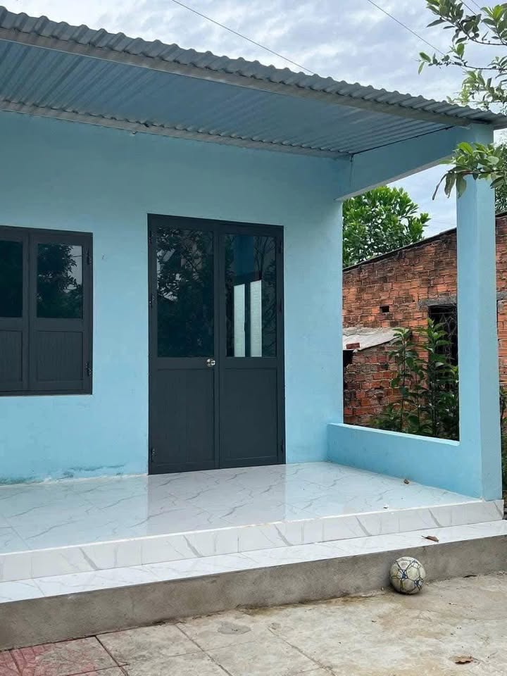 Nhà cấp 4 Bình Sơn, Bình Chánh 84m² giá chỉ 400 triệu - Sổ hồng chính chủ!