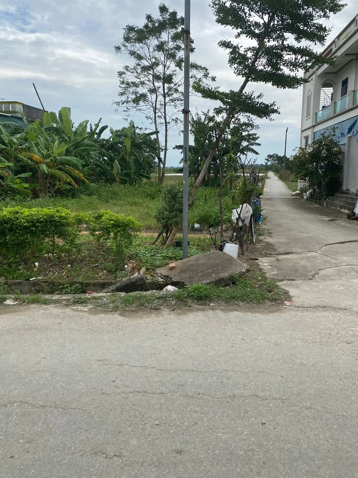 Đất nền Quảng Xương 11m mặt tiền đường Lưu Bình giá chỉ 2 tỷ - Cơ hội đầu tư sinh lời!