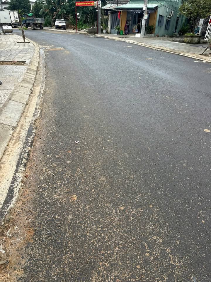 Bán gấp nhà mặt tiền Nam Cao 102m² - Đầu tư sinh lời lý tưởng!