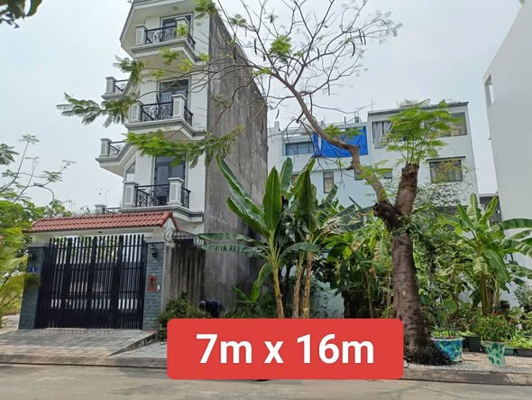 Lô đất đẹp tại The Global City 112m² giá 12.2 tỷ - Đối diện công viên xanh mát!