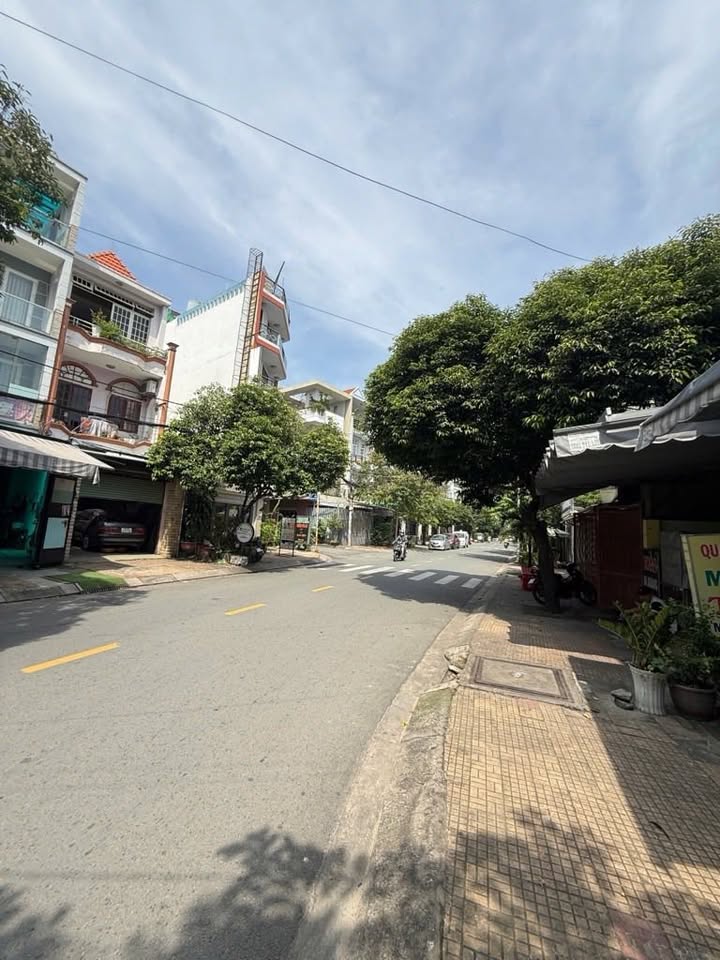 FrontHouse mặt tiền đường Diệp Minh Châu, Tân Phú, 26m² giá 3 tỷ - Kinh doanh sầm uất!