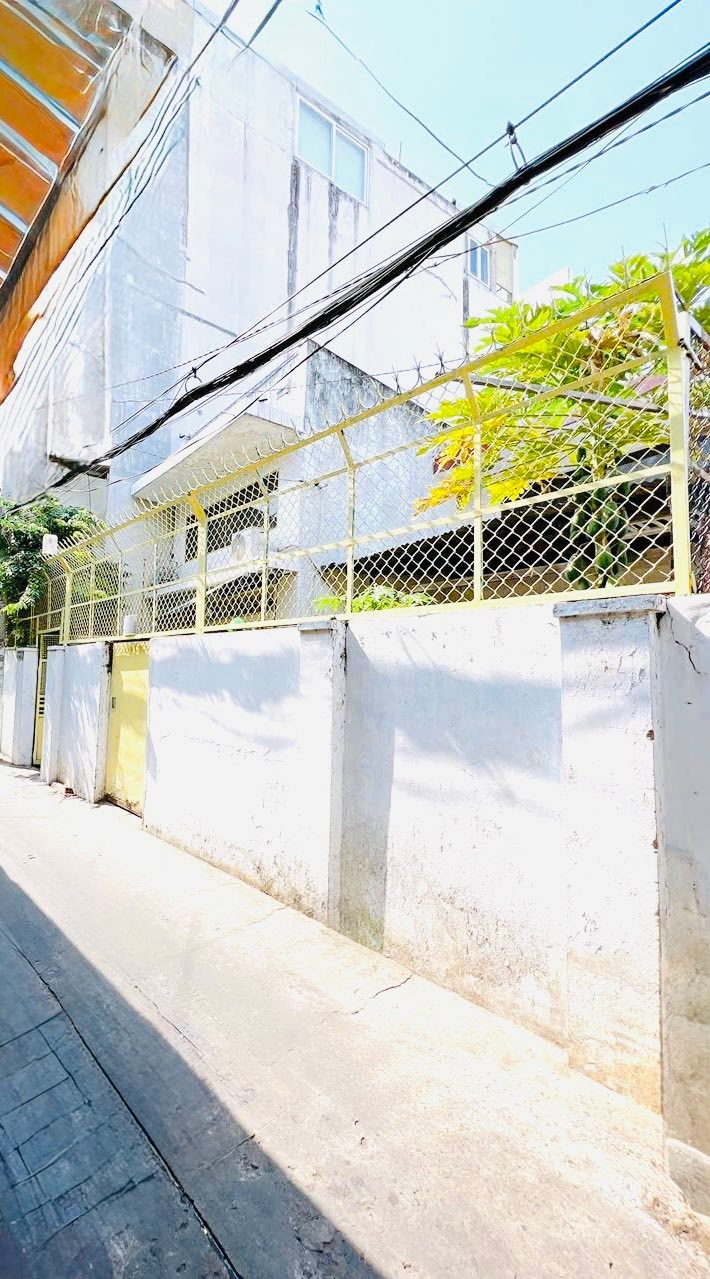 Nhà hẻm xe hơi Tôn Thất Thuyết, Quận 4, 172m² giá 13 tỷ - Cơ hội đầu tư tuyệt vời!