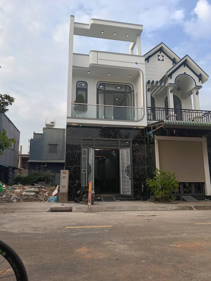 Nhà riêng Tân Hiệp, Phú Giáo 68m² giá 2.65 tỷ - Ngân hàng hỗ trợ 1.9 tỷ!