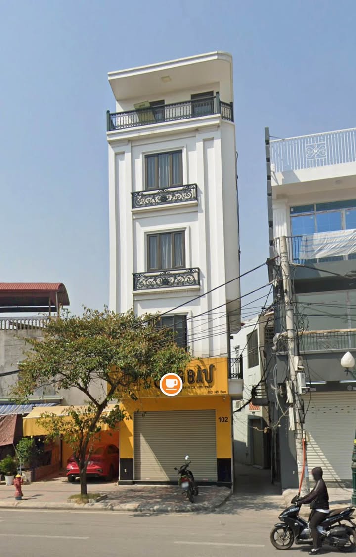 Nhà mặt đường Hồ Sen - 31m², 6 tầng, chỉ 30 triệu/tháng - Kinh doanh thuận lợi!