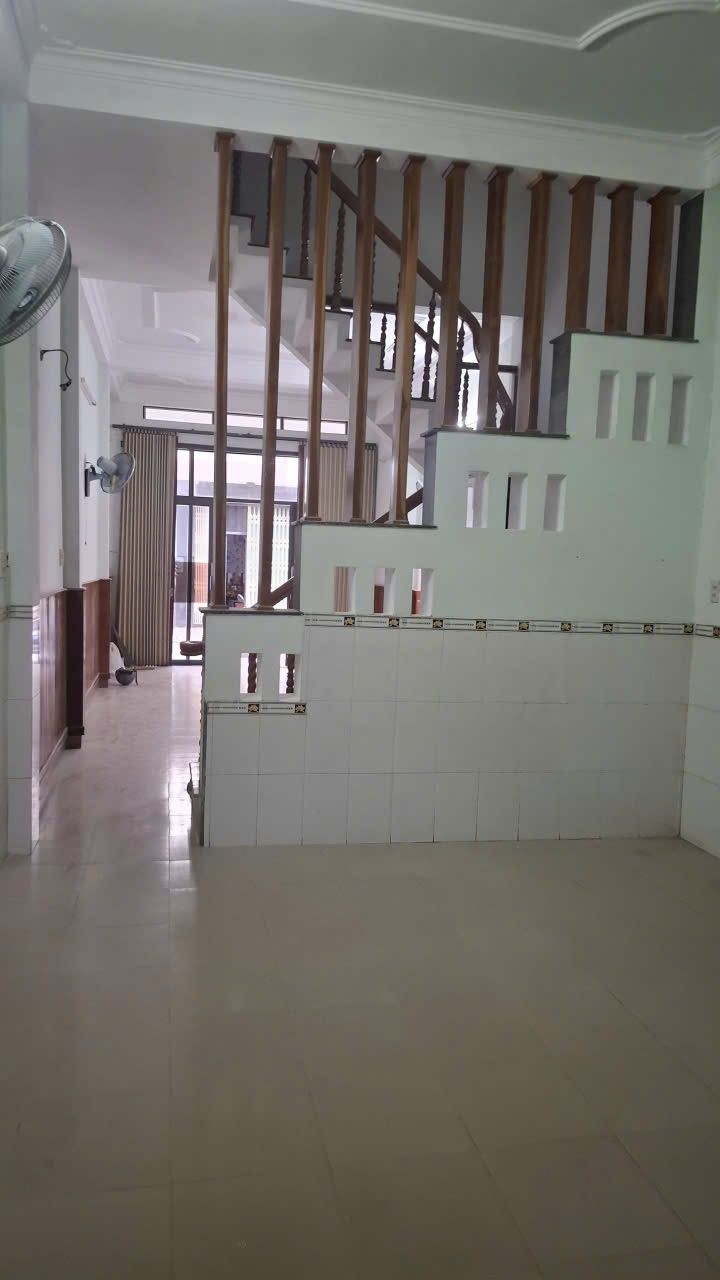 Nhà 2 tầng đường Ngô Đức Đệ 68m² giá 5.95 tỷ - Gần biển chỉ 300m!