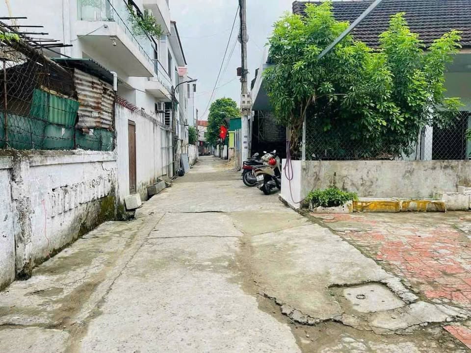 Đất nền đường Hà Huy Tập Vinh 74.8m² giá 3 tỷ - Phong thủy đẹp, tiện ích đầy đủ!
