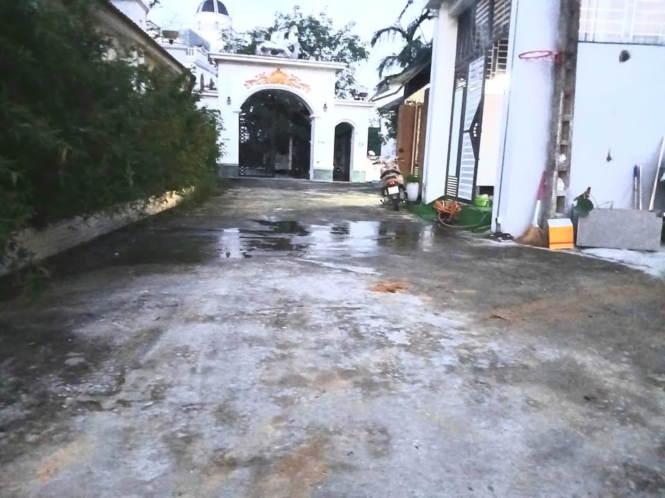 Bán đất ngõ Hòa Thuận, Nghi Kim 64.9m² giá 1.88 tỷ - Đường bê tông thông thoáng!