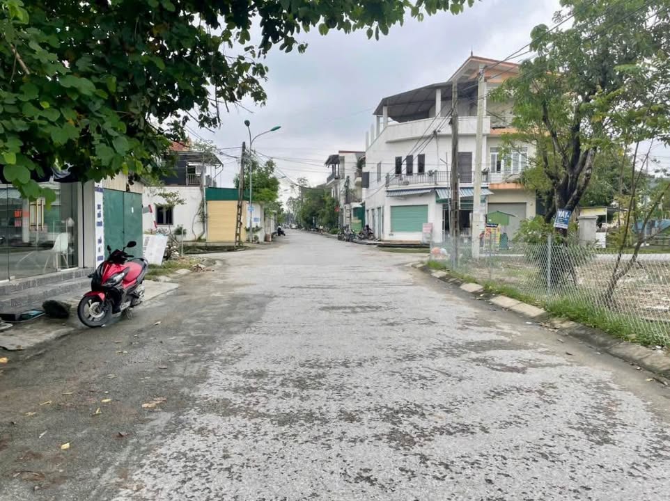 Đất kinh doanh mặt tiền đường Hồ Ngọc Lãm, Hưng Đông 83m² giá chỉ 3.86 tỷ - Cơ hội đầu tư tuyệt vời!