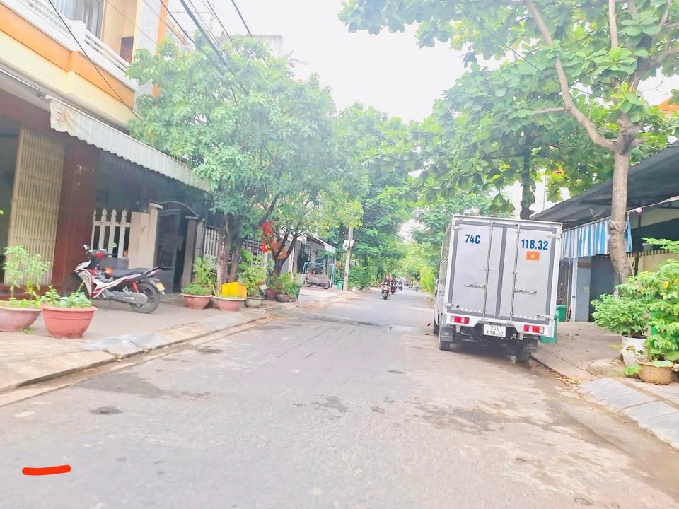 Đất lô đôi mặt tiền Nguyễn Đỗ Cung 200m² giá 10.5 tỷ - Đầu tư sinh lời cao!