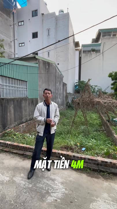 Đất Thạch Bàn 50m² giá 6.85 tỷ - Mặt tiền 4m, ô tô tránh nhau