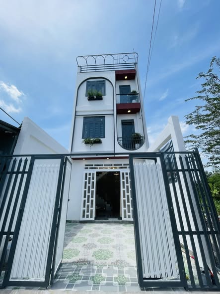 Nhà mặt tiền đường Quới An, Quận 12, 99m² chỉ 5.35 tỷ - Kinh doanh đắc địa!