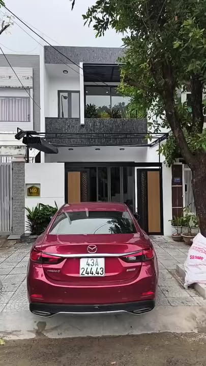 Nhà 2 tầng đường Nam Cẩm, Cẩm Lệ 100m² giá 7.35 tỷ - Đầy đủ nội thất, sẵn sàng vào ở!