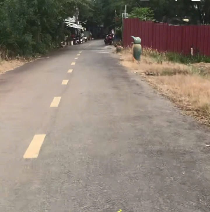 Đất thổ cư mặt tiền đường Trung Đông 8, Hóc Môn, 1120m² - Giá 7 tỷ, thuận tiện đầu tư!