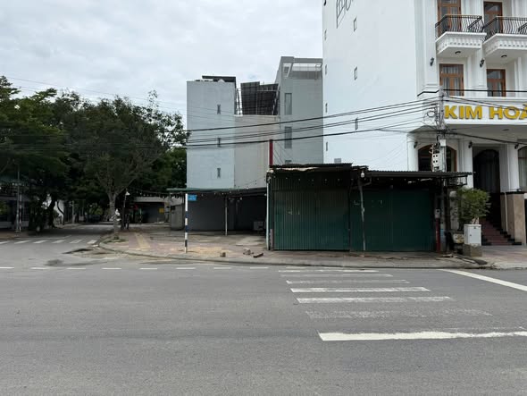 FrontHouse Kinh Doanh Đẹp Tại Đường Hoàng Diệu, 207m² Giá 15 Tỷ - Đầu Tư Sinh Lời Ngay!