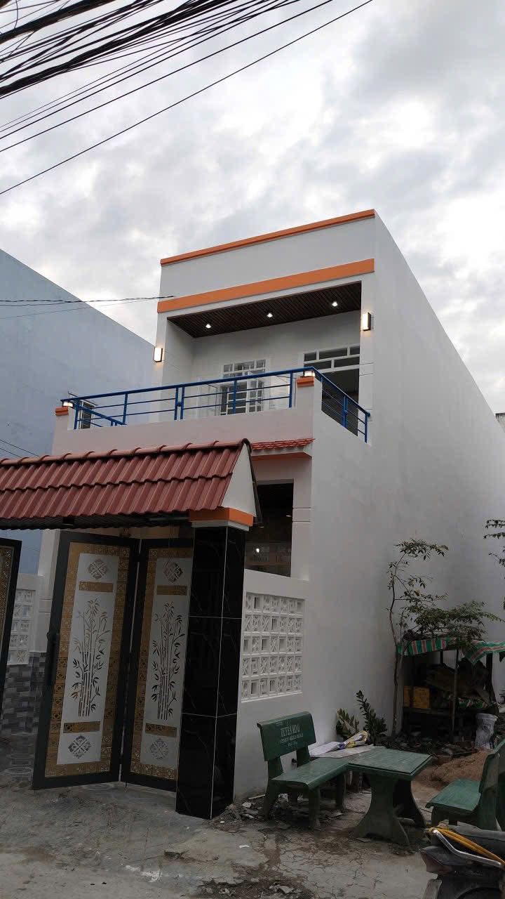 Nhà mới bán gấp Tân Kim, Cần Giuộc 88m² giá 3.2 tỷ - Sổ hồng riêng, ô tô vào tận nhà!