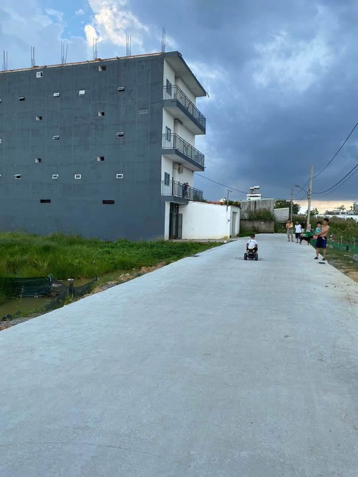 Cho thuê phòng chung cư mini 37m² tại xã Mỹ Hạnh Nam - Giá chỉ 2 triệu/tháng!