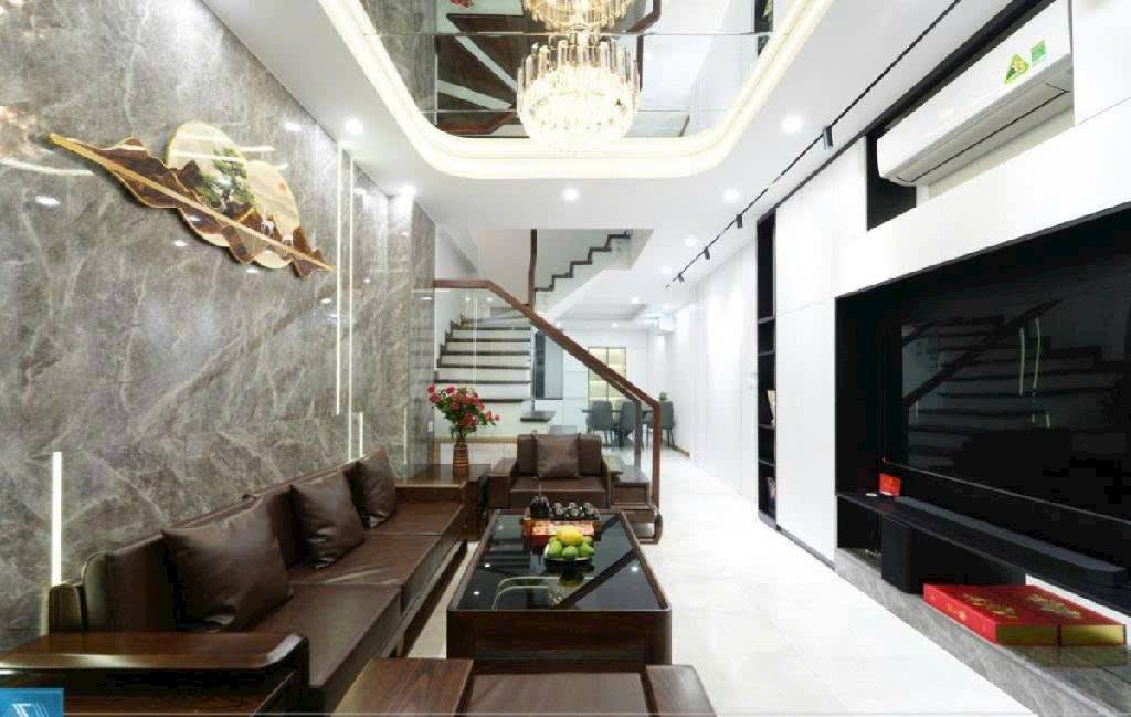 Nhà 5 tầng Tân Mai, Hoàng Mai, Hà Nội 55m² giá 14 tỷ - Chính chủ, nội thất sang trọng!