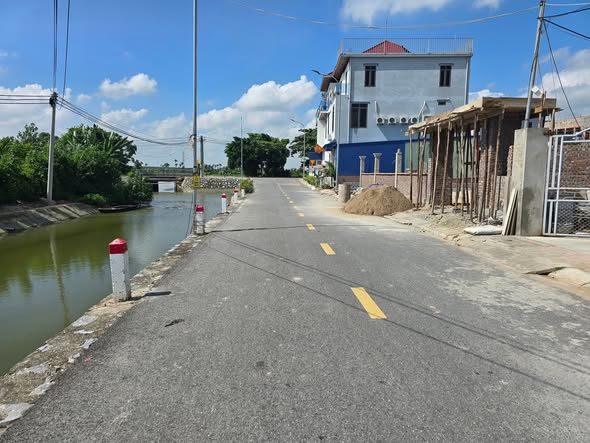 Bán đất đẹp tại Đại Đồng, Kiến Thụy 64.5m² giá chỉ 1 tỷ - Gần ga tàu và sông thoáng mát!