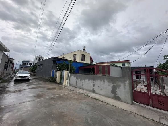 Nhà cấp 4 Kiến Thụy Hải Phòng 128m² giá chỉ 1 tỷ - Đường thông thoáng, an ninh tốt!