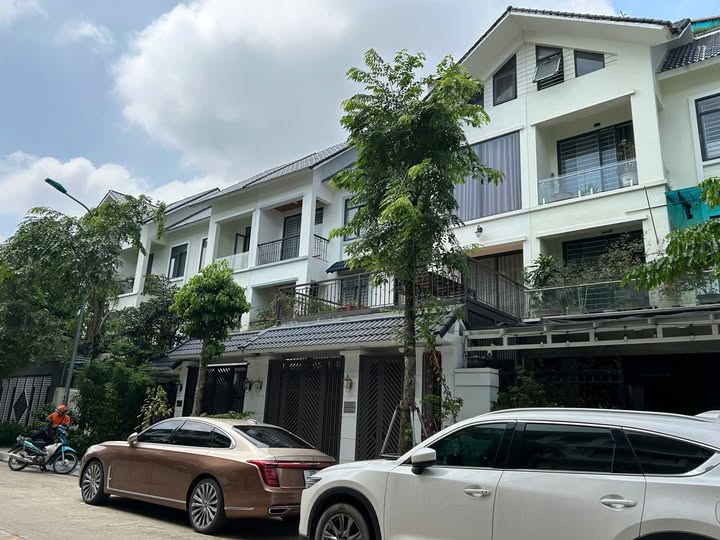 Townhouse Geleximco Hà Đông 60m² giá 15 tỷ - Sổ đỏ chính chủ, vị trí đẹp!