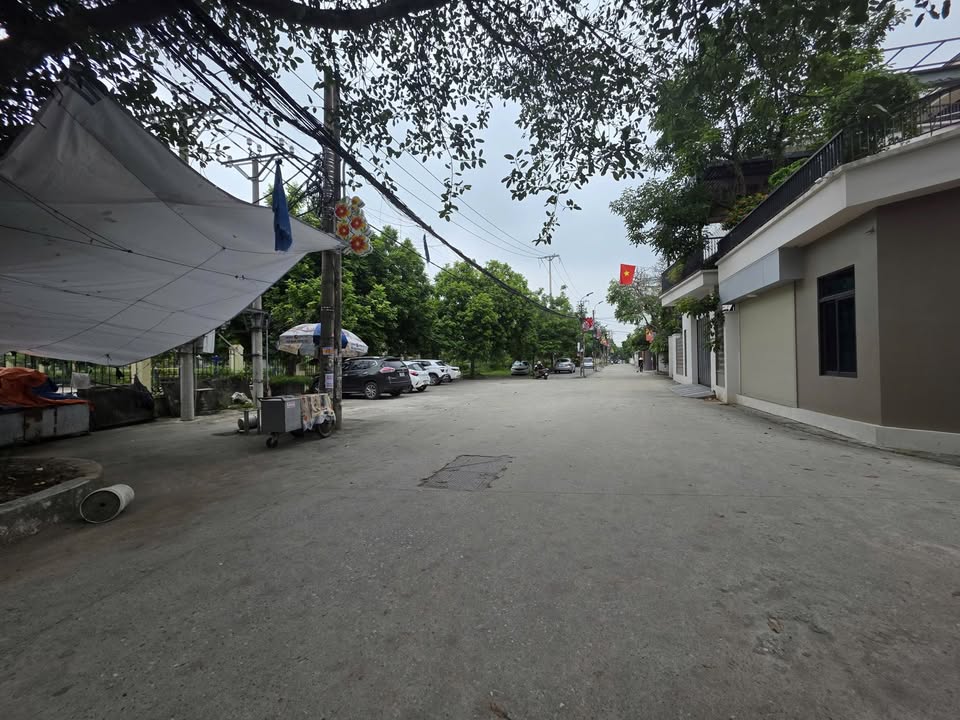 Đất nền xóm Thượng, Uy Nỗ, Đông Anh 190m² - Giá chỉ 8x triệu/m², ô tô tránh