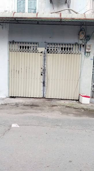 Cho thuê mặt bằng kinh doanh mặt tiền Hiệp Thành Q12 - Diện tích 14m² chỉ 2.5 triệu/tháng!