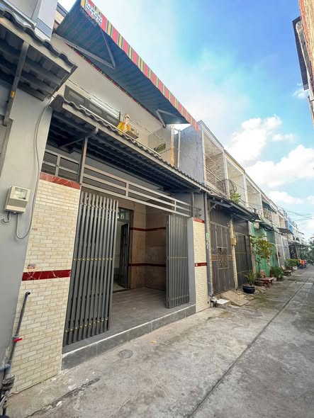 Nhà bán chính chủ 65m² tại Vĩnh Lộc B, Bình Chánh - Giá chỉ 2.25 tỷ!