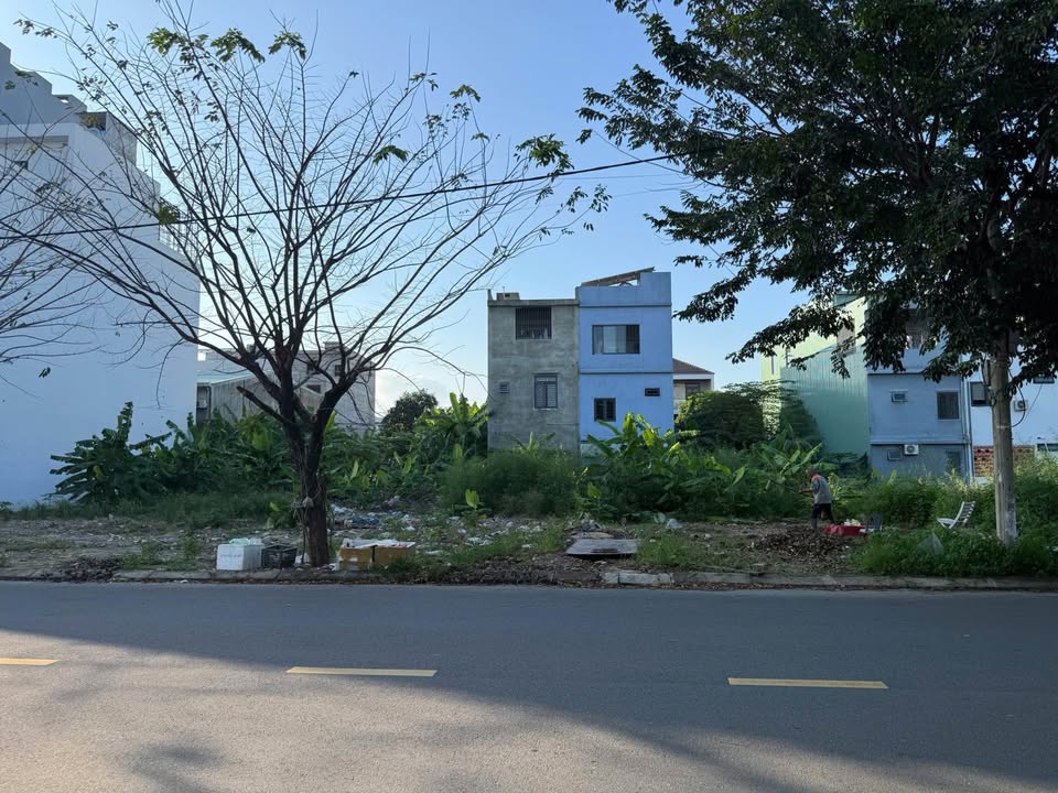 Đất nền đường Lê Quảng Chí, Hòa Xuân, Đà Nẵng 226m² giá 17.8 tỷ - Vị trí đắc địa cho kinh doanh!